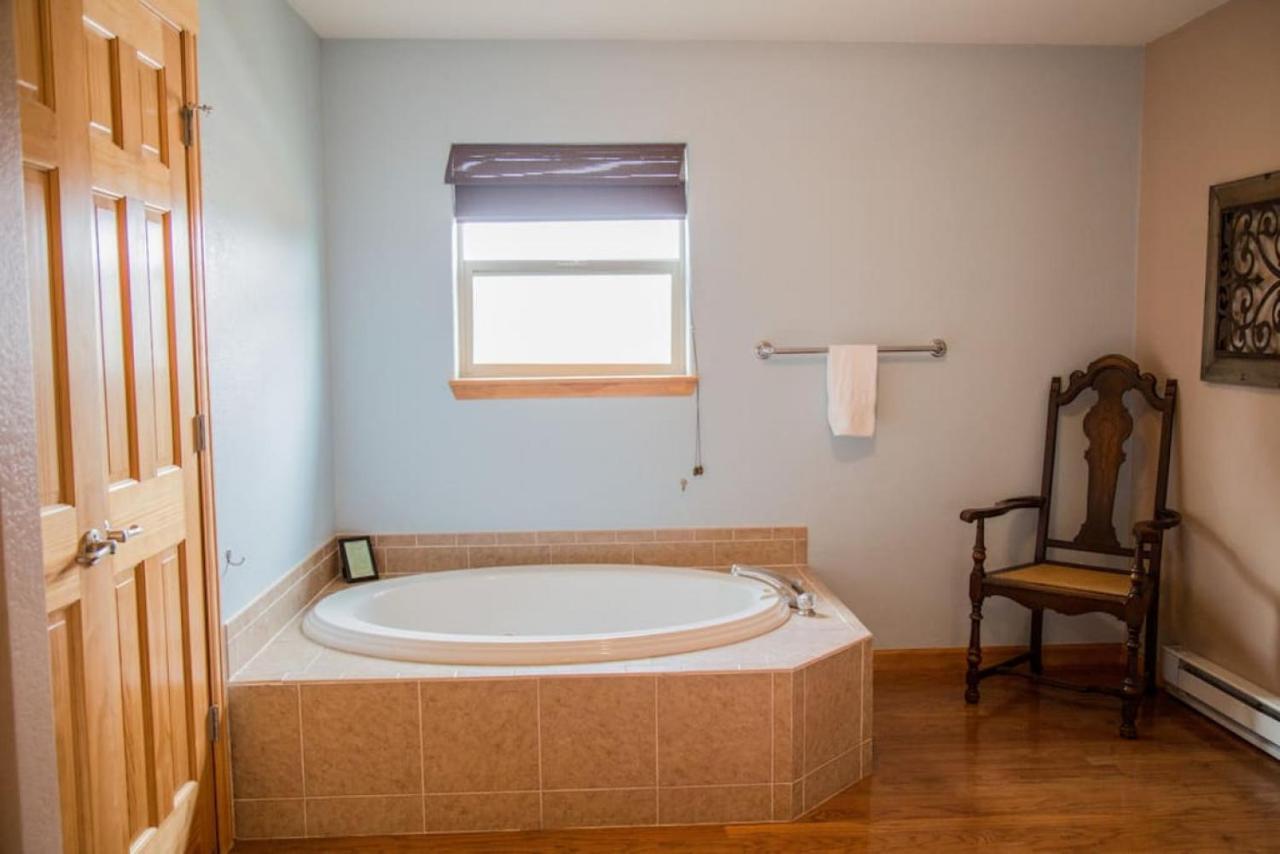 Twin Owls Lodge, Great For Families Master Bedroom, Loft, Full Kitchen, Dogs Ok Estes Park Dış mekan fotoğraf